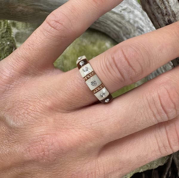 🔥SISTA DAGEN 49 % RABATT💍Handskuren ring av horn 🌏Tillverkad av naturligt avkastade horn